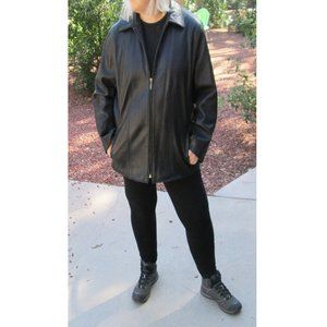 Gallery Woman Black Leather Jacket, Large